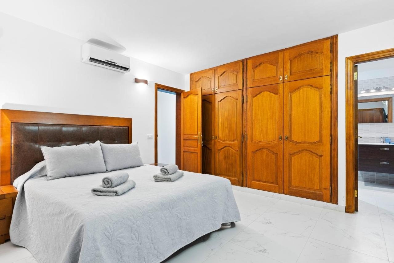 Neptuno Pool And Beach Private Access Puerto de Santiago  Bagian luar foto