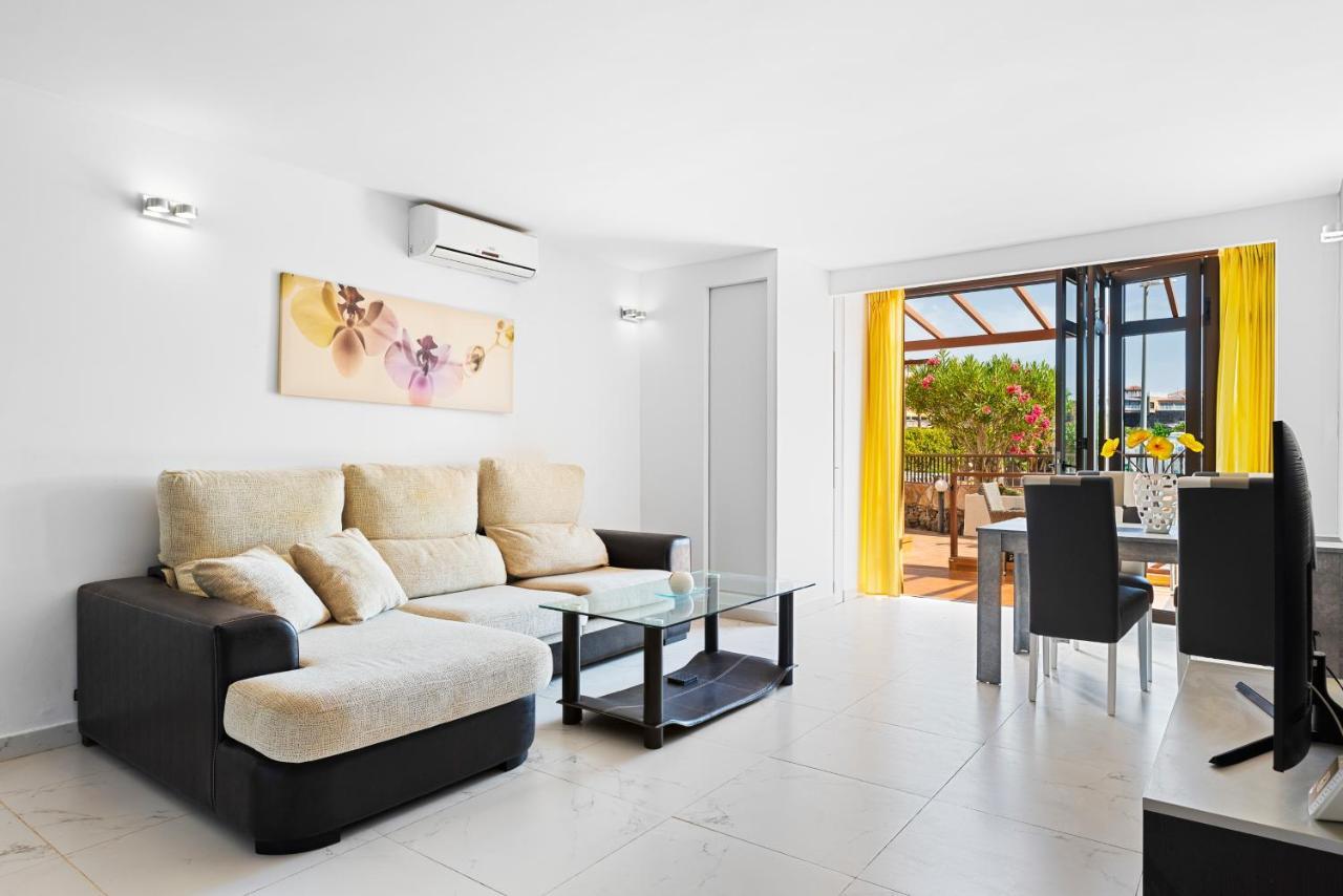 Neptuno Pool And Beach Private Access Puerto de Santiago  Bagian luar foto